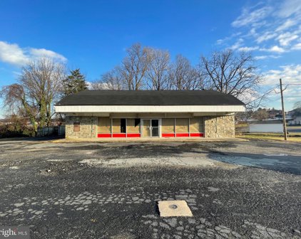 3760 E Market St, York