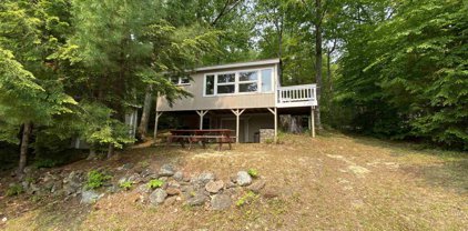 44 W Huntress Pond Road, Barnstead