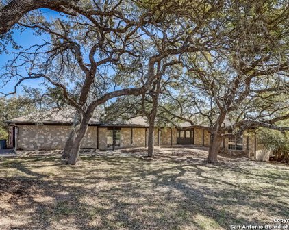 153 Four Bears Trail, Kerrville