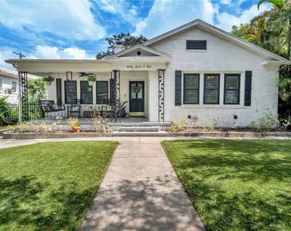 4705 W Kensington Avenue, Tampa