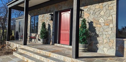 23460 Mersey Rd, Middleburg
