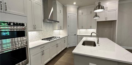 128 Everley Walk Unit 12, Alpharetta
