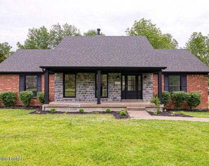 3310 Shallow Cove Ct, Crestwood