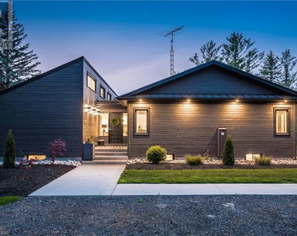 11 FARNHAM Road, Puslinch