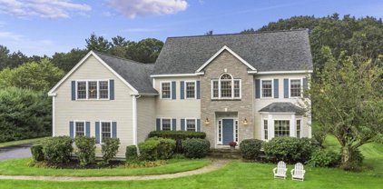 72 Pheasant Brook Road, North Andover