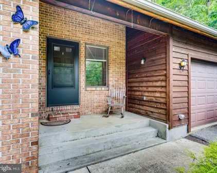 4001 Falls Rd, Millers