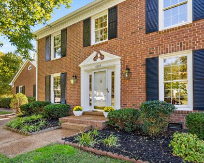 6904 Southern Woods Dr, Brentwood