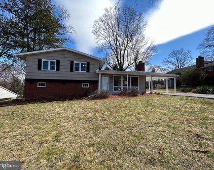 9909 Dellwood Ave, Columbia
