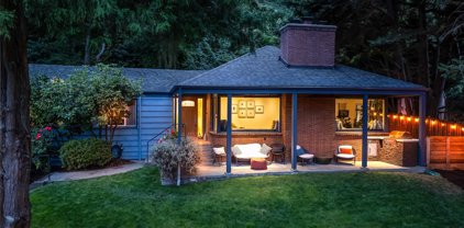 12537 41st Avenue NE, Seattle