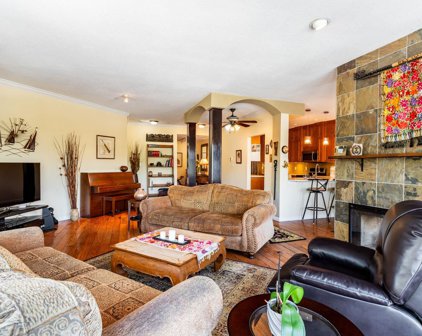 4743 W River Road Unit 202, Delta