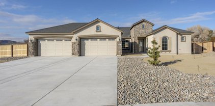 384 White Hawk Rd, Fernley