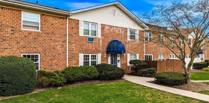 460 Old Town Road Unit #3i, Port Jefferson Station