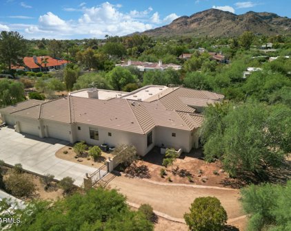 9041 N 54th Place, Paradise Valley