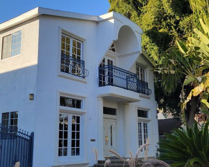 127 N Stanley Dr, Beverly Hills