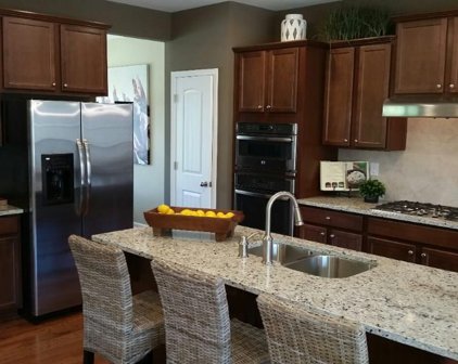 837 Ivy Vine Place, Milton
