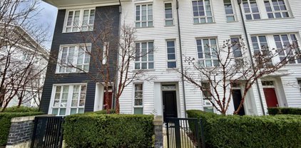 548 Foster Avenue Unit 117, Coquitlam