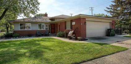 30717 Champine, St. Clair Shores