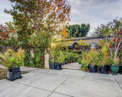 139 N Ardmore Ave, Los Angeles