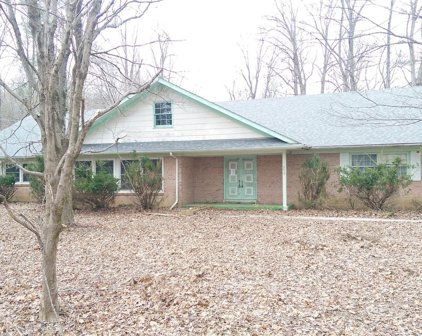 299 Colyer Ln, Shepherdsville