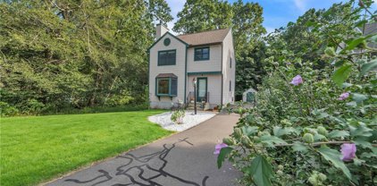 20 Pinecrest Road, Enfield