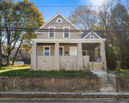 201 Oak St, Clinton