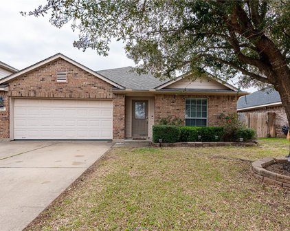 904 Whitewing, College Station