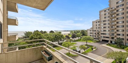 382 Ocean Ave Unit 402, Revere