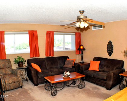 1776 S Palo Verde Unit #C 208, Tucson