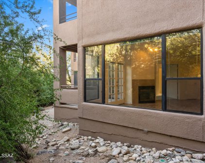 6655 N Canyon Crest Unit #22102, Tucson