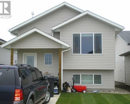 204 Tartan Circle West, Lethbridge