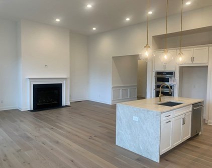 16 Cranston Way Unit 63, Hudson