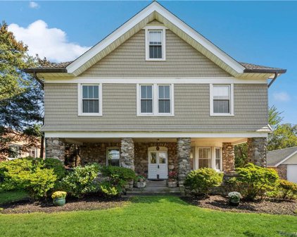 627 Glenbrook Road, Stamford