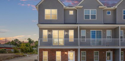 3937 Trailway Commons Unit 6, Auburn Hills