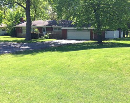 2948 N Schoenbeck Road, Arlington Heights