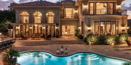24903  Ariella Dr, Calabasas
