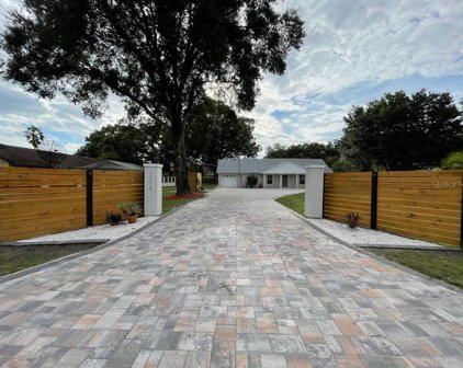 17110 Lakeshore Road, Lutz