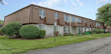 30237 Utica, Roseville