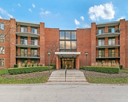 1605 E Central Road Unit #402A, Arlington Heights