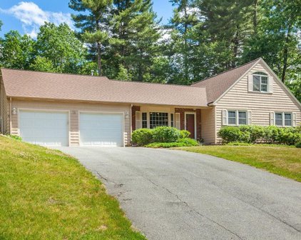 14 Long Meadow Rd, Westford