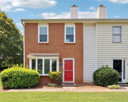 253 Mill Creek Place, Roswell