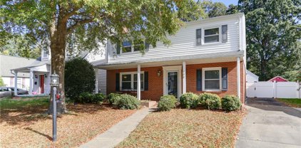 122 Algonquin Road, Hampton West