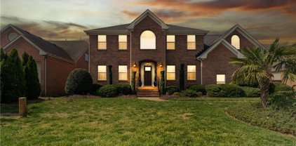 536 River Gate Road, South Chesapeake