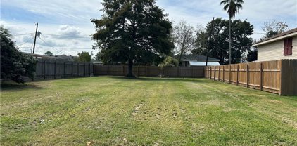 323 W Loyola  Drive, Kenner