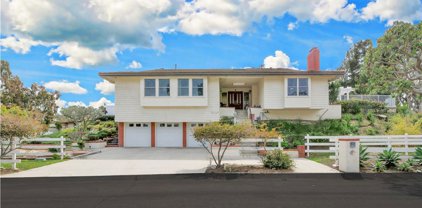 4 Bridlewood Circle, Rolling Hills Estates