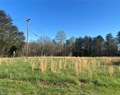 2431 Pisgah Church Road, Kernersville
