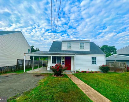 140 Martin Dr, Manassas Park