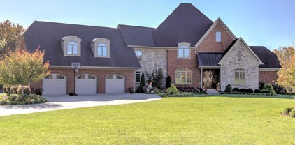 1120 Bluegrass Pkwy, La Grange