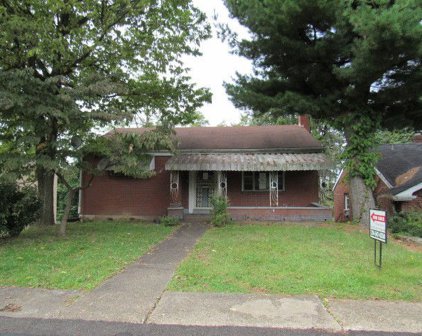 94 Woods Road, Penn Hills