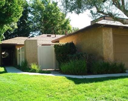20082 Avenue Of The Oaks, Newhall