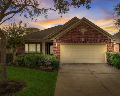 852 Skyspring Lane, League City